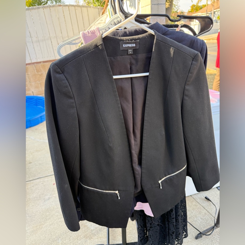 Previously worn express blazer
